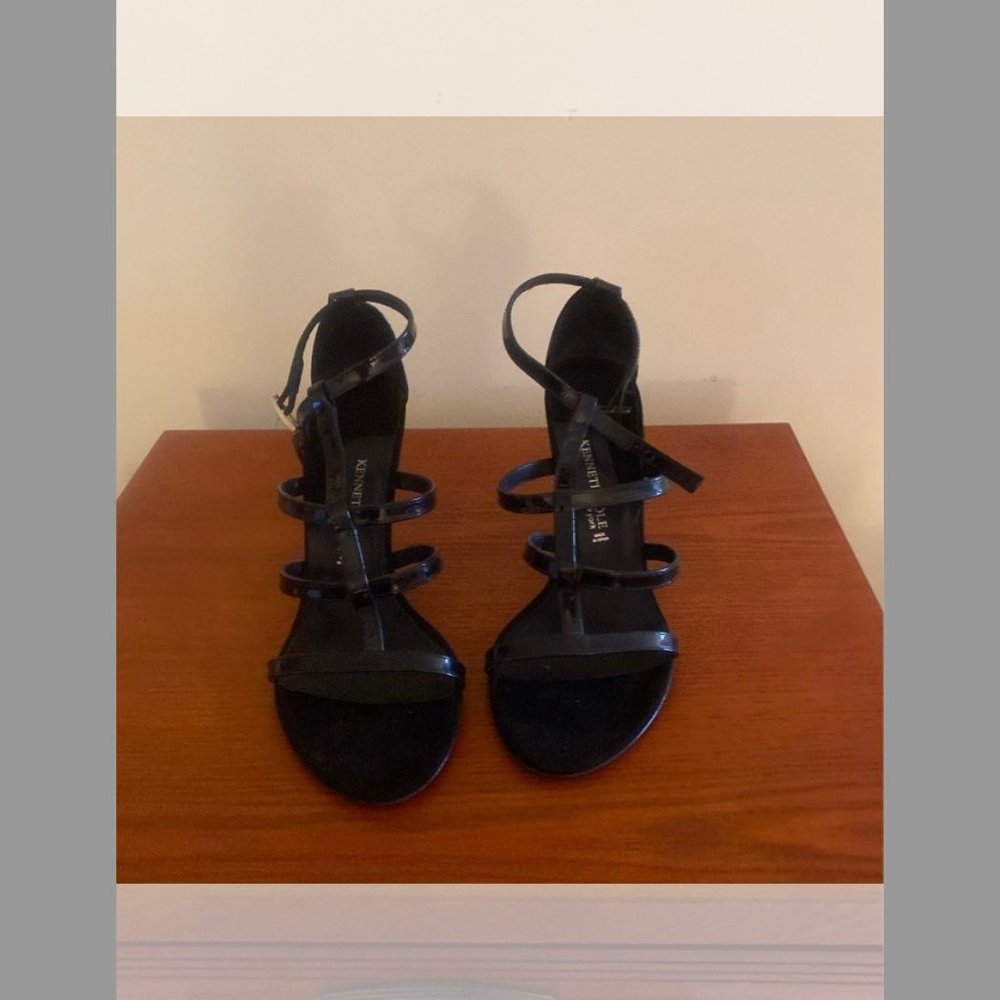 Kenneth Cole New York Heels - size 7m